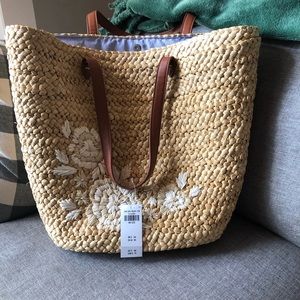 NWT Abercrombie straw tote